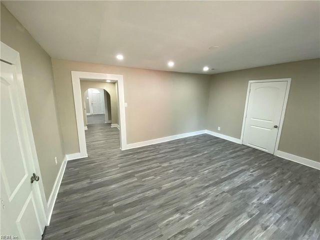 1013 Cambridge AVE, Portsmouth, VA 23707