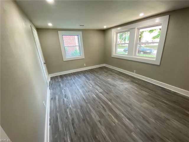 1013 Cambridge AVE, Portsmouth, VA 23707