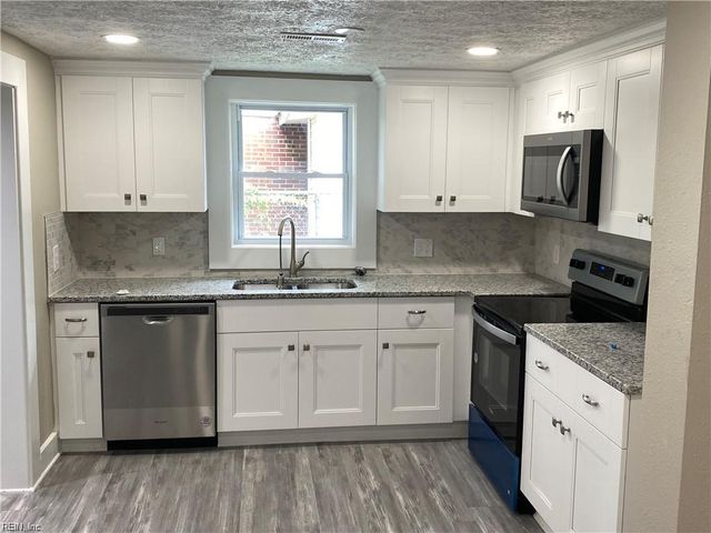 1013 Cambridge AVE, Portsmouth, VA 23707