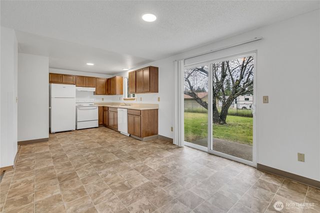 17319 8th Avenue Ct E, Spanaway, WA 98387