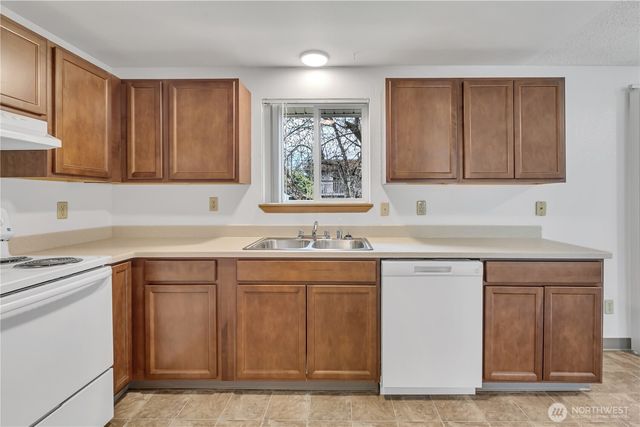 17319 8th Avenue Ct E, Spanaway, WA 98387