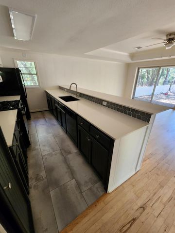 850 Forest View Drive, West Lake Hills, TX 78746