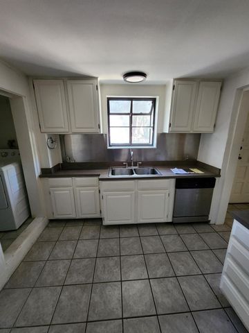 850 Forest View Drive, West Lake Hills, TX 78746