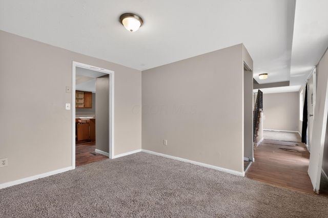 3691 Paris Boulevard, Westerville, OH 43081