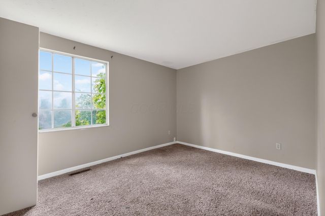 3691 Paris Boulevard, Westerville, OH 43081