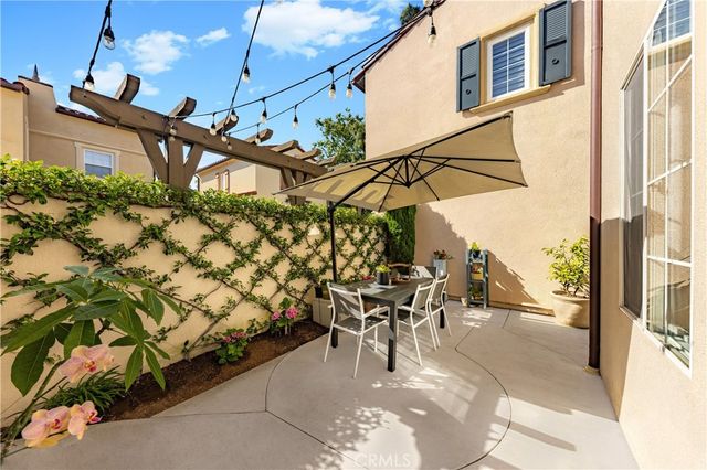 77 Canyoncrest, Irvine, CA 92603