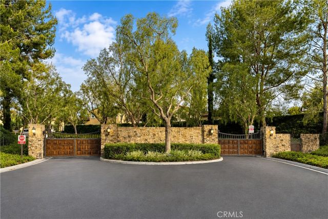 77 Canyoncrest, Irvine, CA 92603
