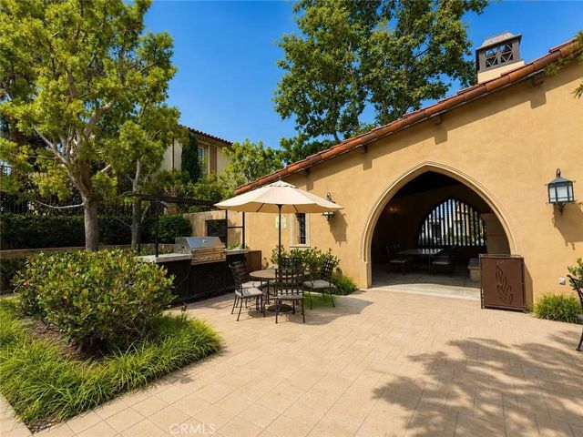 77 Canyoncrest, Irvine, CA 92603