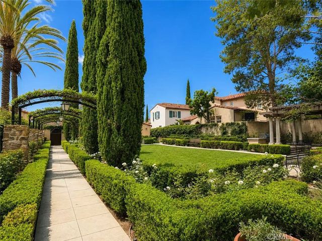 77 Canyoncrest, Irvine, CA 92603
