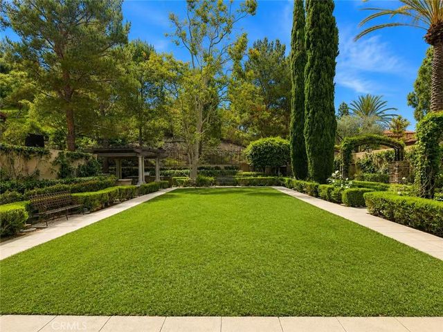 77 Canyoncrest, Irvine, CA 92603