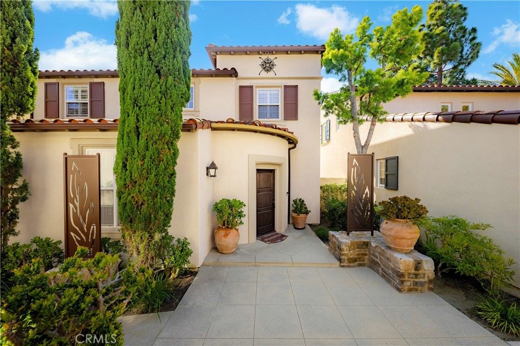 77 Canyoncrest, Irvine, CA 92603