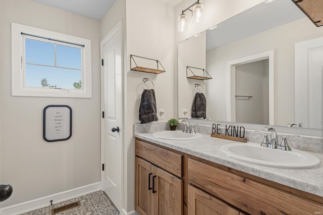 851 Bingham Pass, Fort Wayne, IN 46845