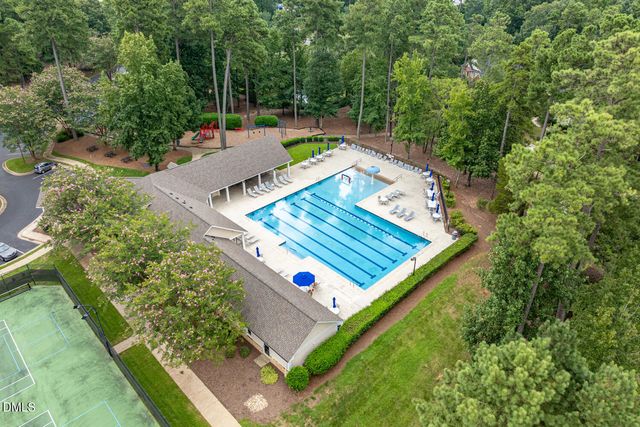 82 Davis Love Drive, Chapel Hill, NC 27517