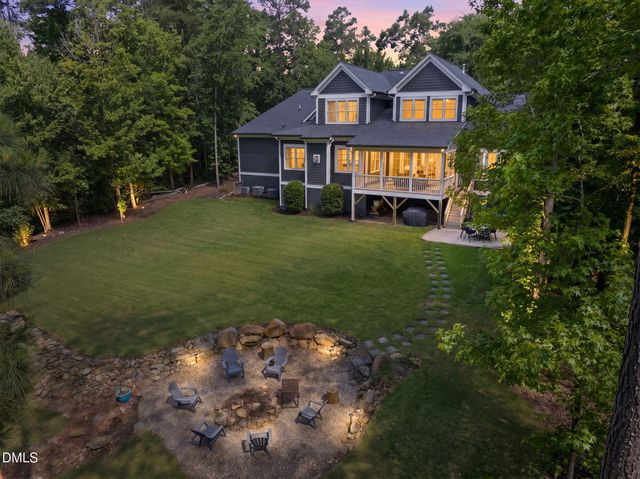 82 Davis Love Drive, Chapel Hill, NC 27517