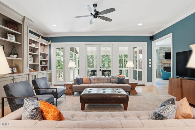 82 Davis Love Drive, Chapel Hill, NC 27517
