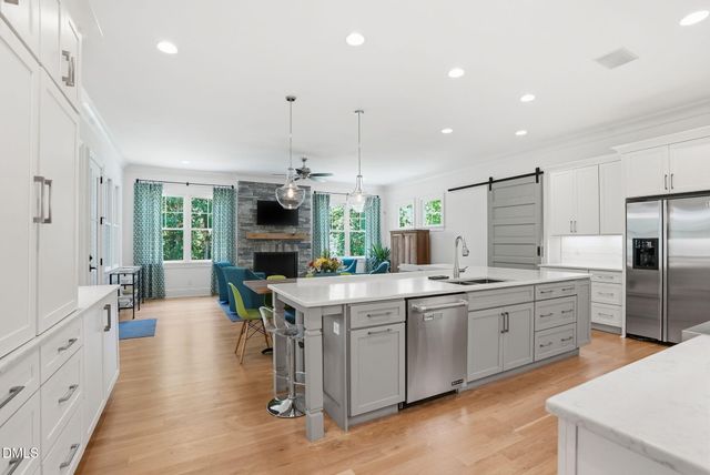 82 Davis Love Drive, Chapel Hill, NC 27517