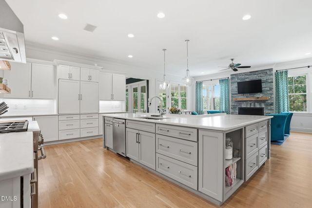 82 Davis Love Drive, Chapel Hill, NC 27517