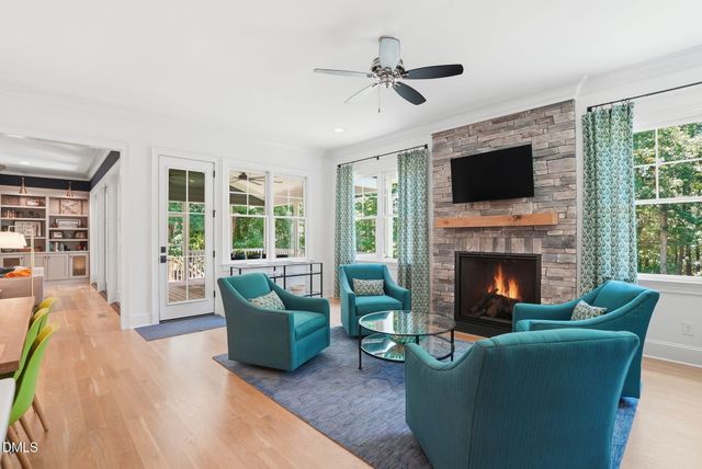 82 Davis Love Drive, Chapel Hill, NC 27517