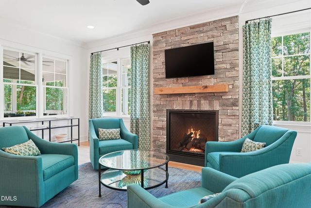 82 Davis Love Drive, Chapel Hill, NC 27517