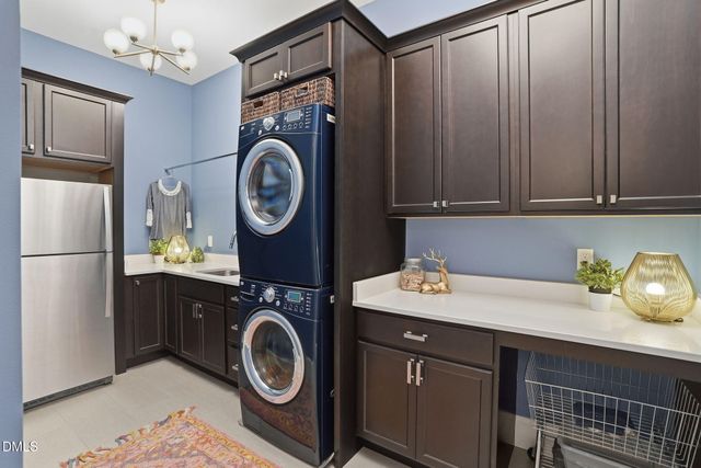 82 Davis Love Drive, Chapel Hill, NC 27517