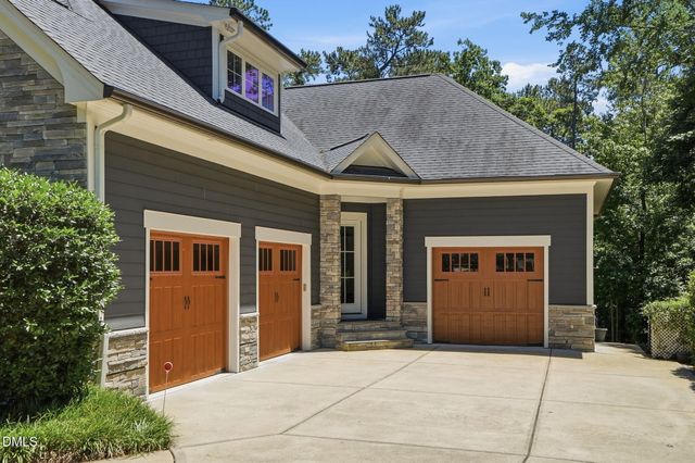 82 Davis Love Drive, Chapel Hill, NC 27517