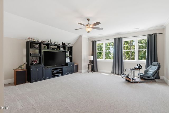 82 Davis Love Drive, Chapel Hill, NC 27517