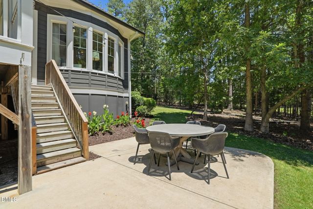 82 Davis Love Drive, Chapel Hill, NC 27517