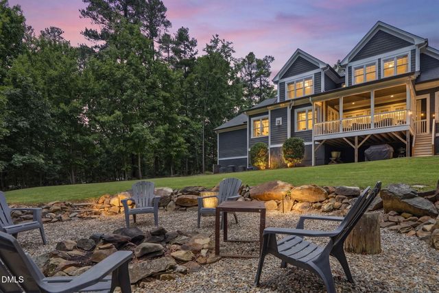82 Davis Love Drive, Chapel Hill, NC 27517