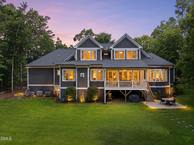 82 Davis Love Drive, Chapel Hill, NC 27517