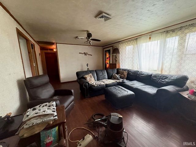 59655 Lee Avenue, Elkhart, IN 46516