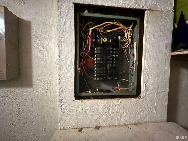 59655 Lee Avenue, Elkhart, IN 46516