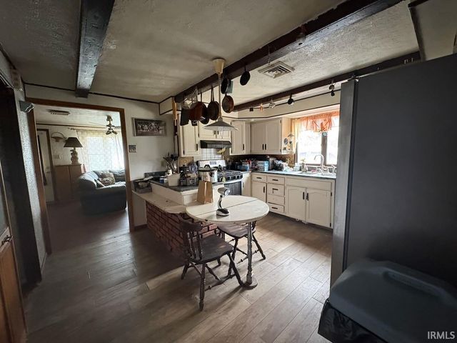 59655 Lee Avenue, Elkhart, IN 46516