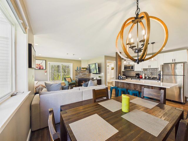 99 Killington Center Drive R41 Unit 412 & 413, Killington, VT 05751