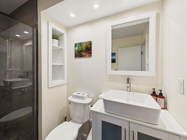 99 Killington Center Drive R41 Unit 412 & 413, Killington, VT 05751