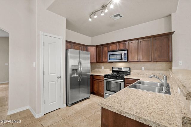 3148 SUNNY PRAIRIE Drive, El Paso, TX 79938