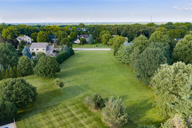 1211 Mink Trail, Cary, IL 60013