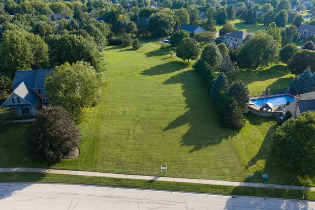 1211 Mink Trail, Cary, IL 60013