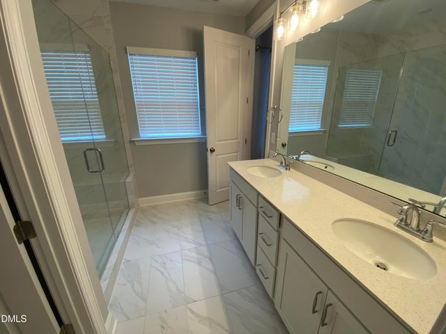806 Grafton Peak Lane, Apex, NC 27523