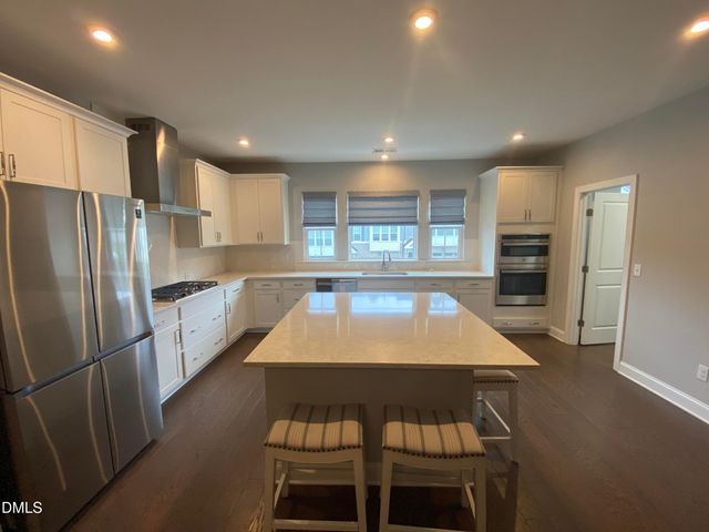 806 Grafton Peak Lane, Apex, NC 27523