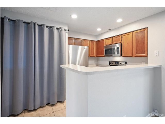 846 S Vance St F, Lakewood, CO 80226