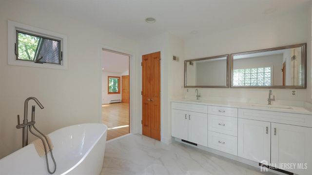 1700 Perrineville Road, Monroe, NJ 08831