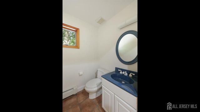 1700 Perrineville Road, Monroe, NJ 08831