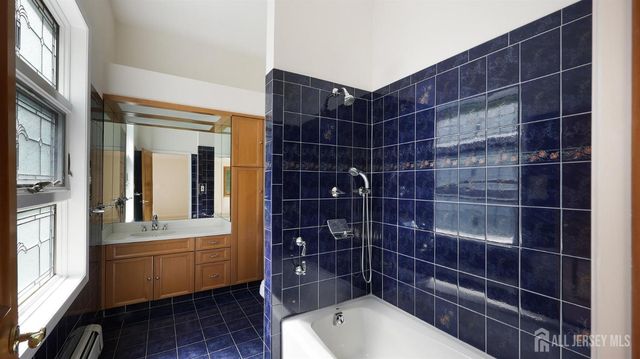 1700 Perrineville Road, Monroe, NJ 08831