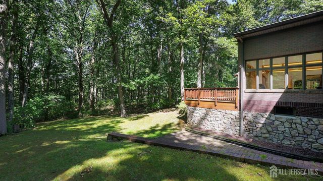 1700 Perrineville Road, Monroe, NJ 08831