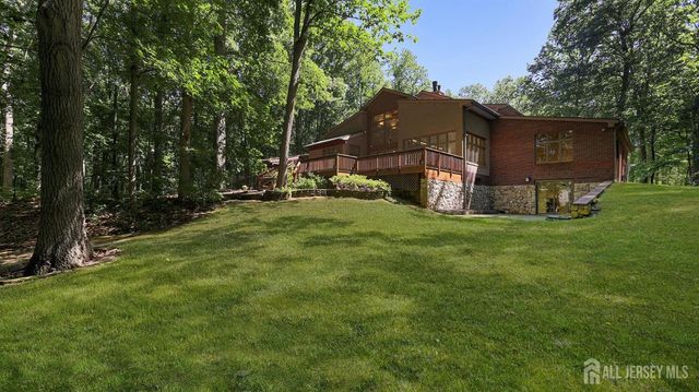 1700 Perrineville Road, Monroe, NJ 08831