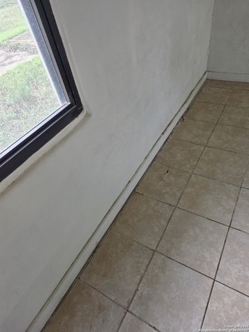 211 Dowman, Schertz, TX 78154