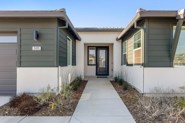 2435 Briar Meadow Cir, Auburn, CA 95603