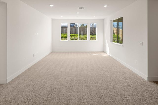 2435 Briar Meadow Cir, Auburn, CA 95603