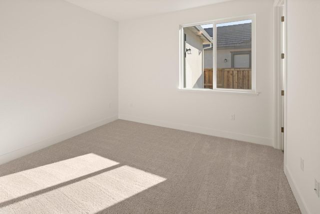 2435 Briar Meadow Cir, Auburn, CA 95603