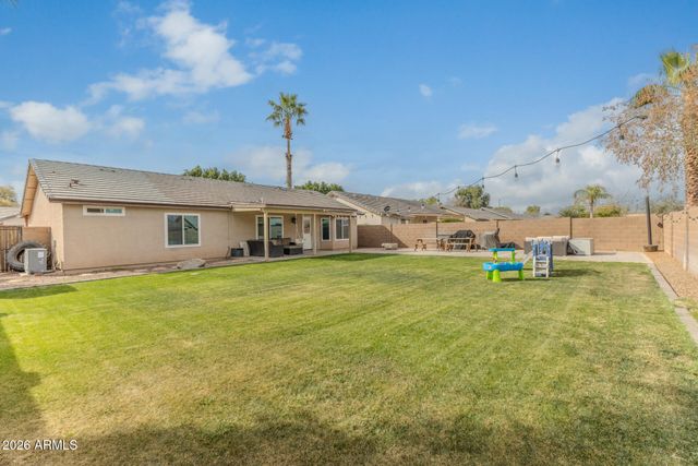 2872 E CARLA VISTA Court, Gilbert, AZ 85295